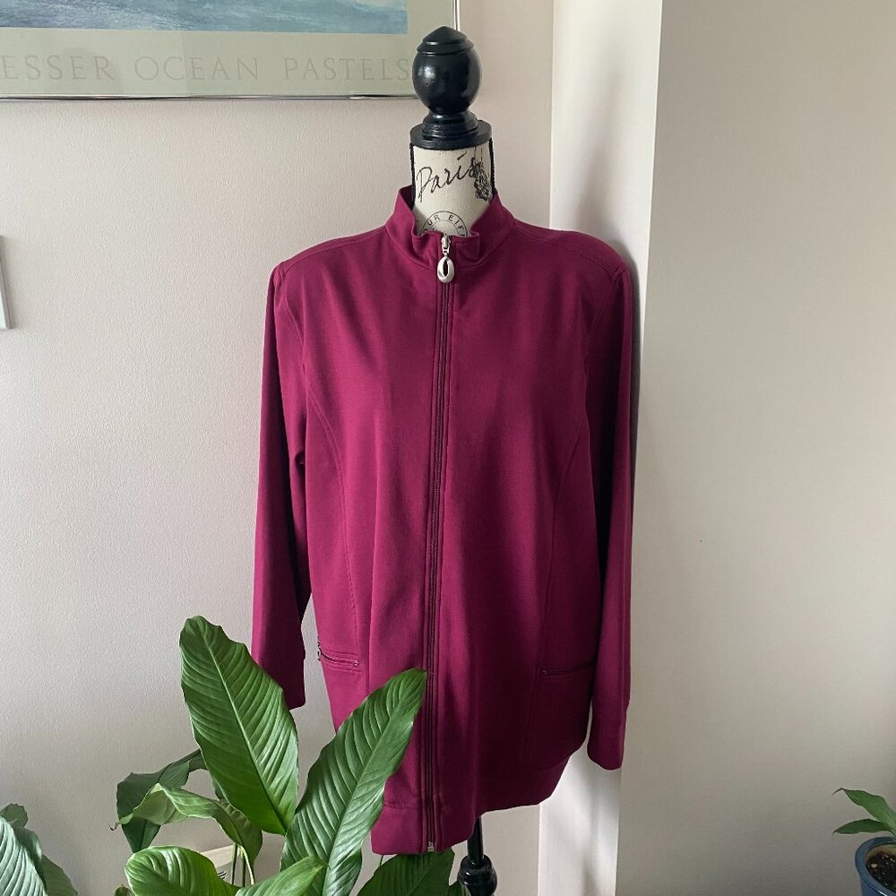 Alia Athletic Style Light Zip Up Jacket